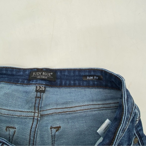 Judy Blue 5-Pocket Slim Fit Straight Leg Denim Jeans Size 3/26 - Picture 10 of 12